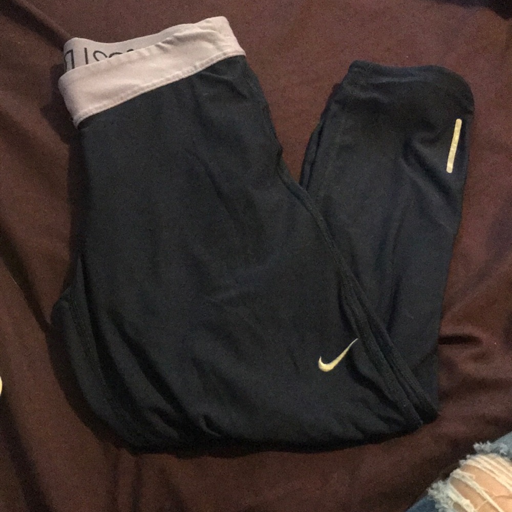 Nike yoga pants